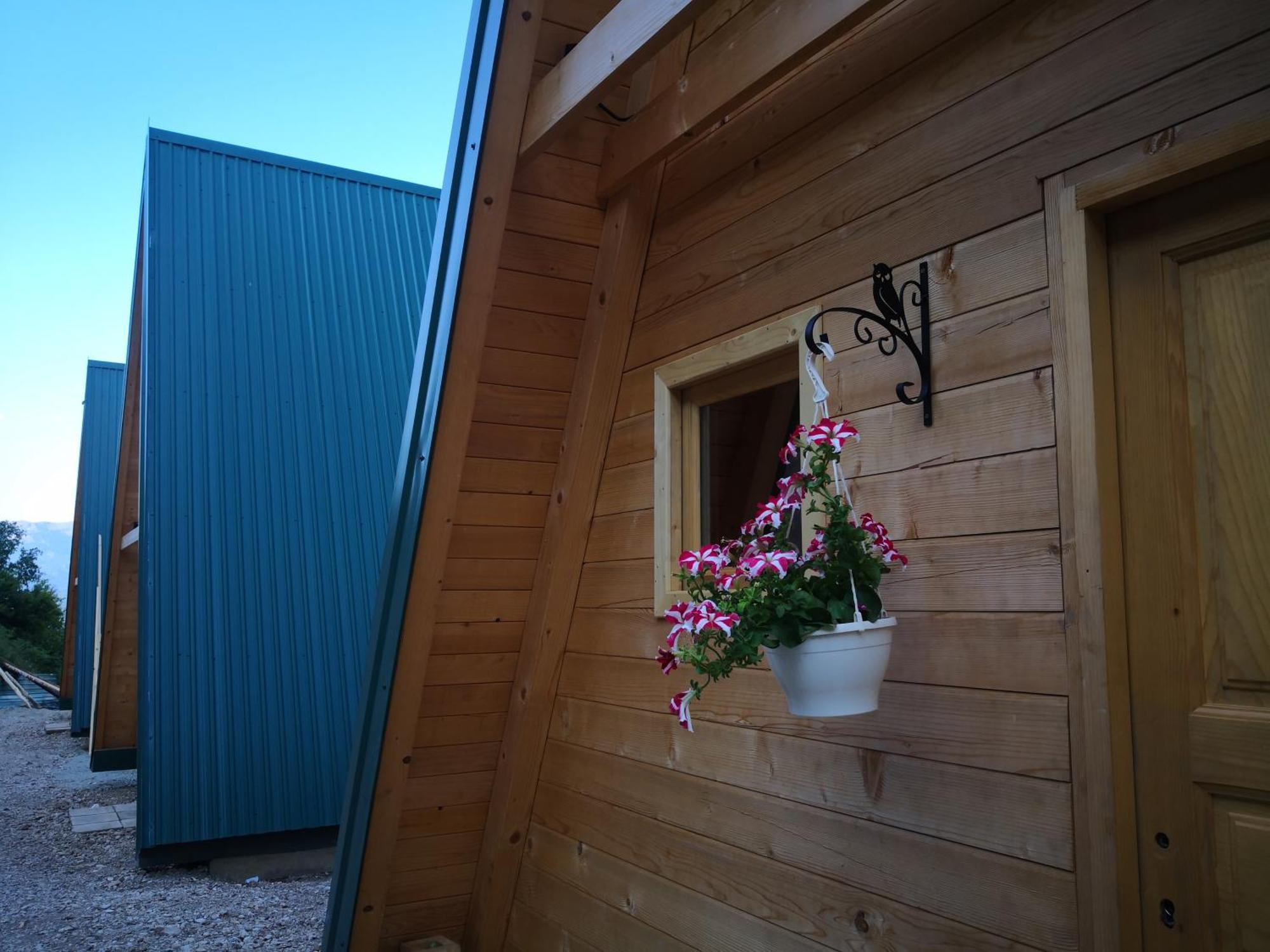 Suncani Brijeg Eco Village Plav Exterior foto