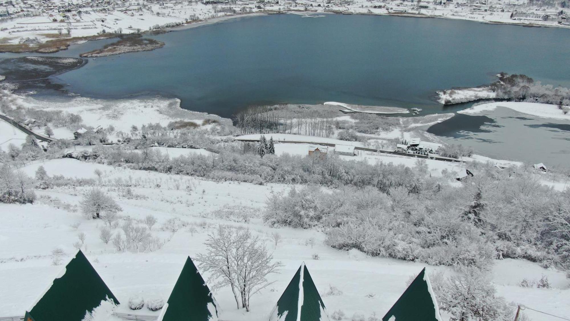 Suncani Brijeg Eco Village Plav Exterior foto